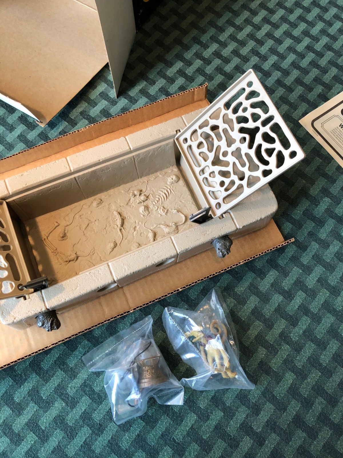 Jabba the Hutt Action Playset sold