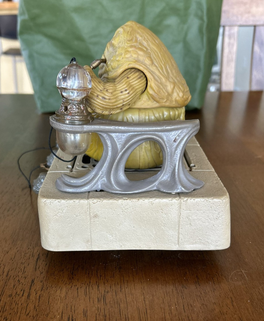 Jabba the Hutt Action Playset sold