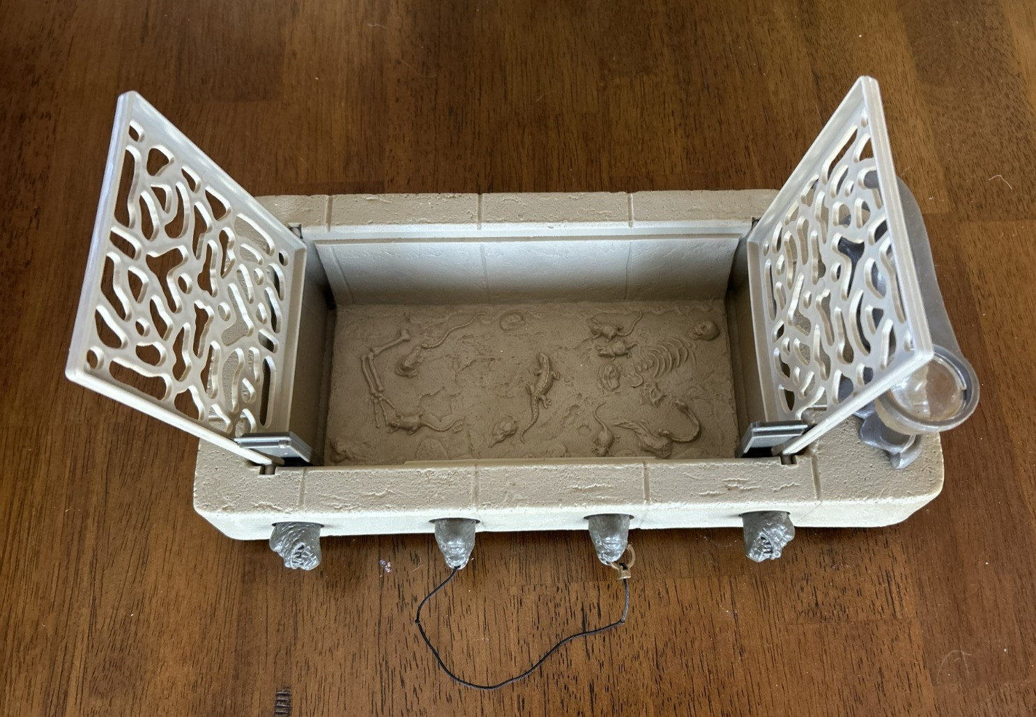 Jabba the Hutt Action Playset sold