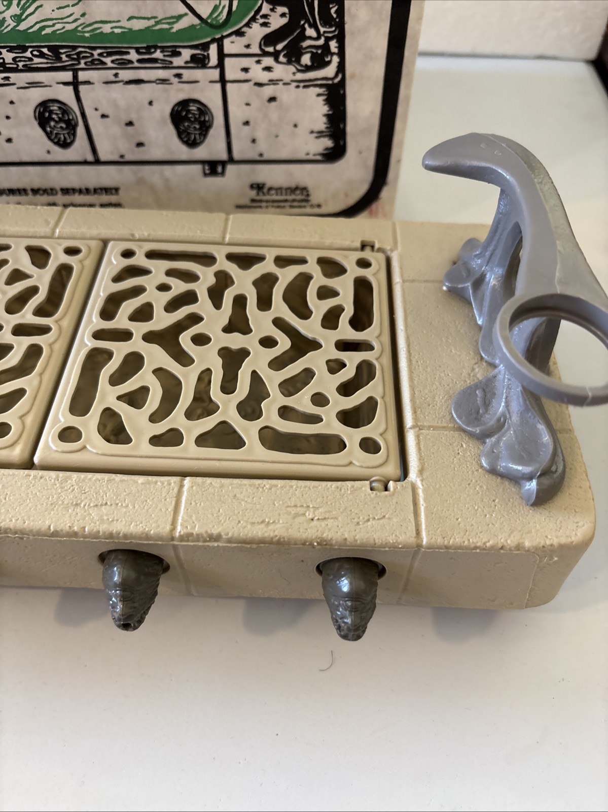 Jabba the Hutt Action Playset sold