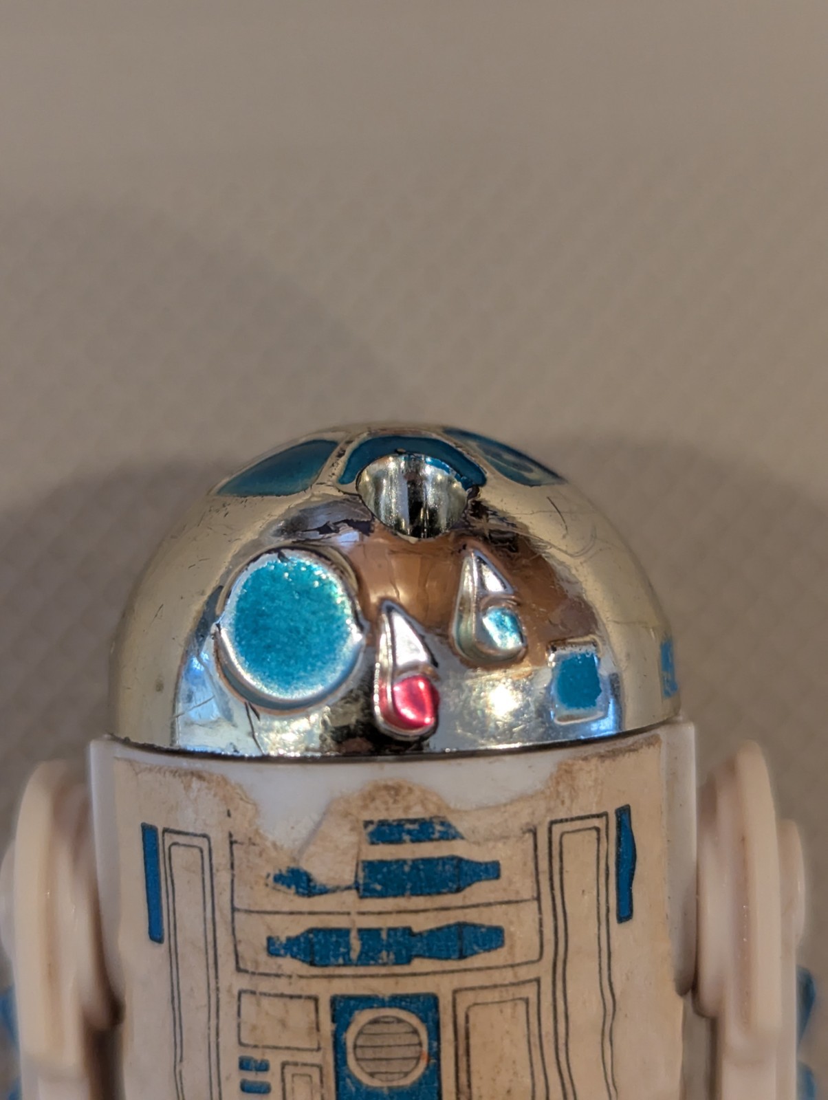 R2-D2 (Artoo-Detoo) with pop-up Lightsaber sold