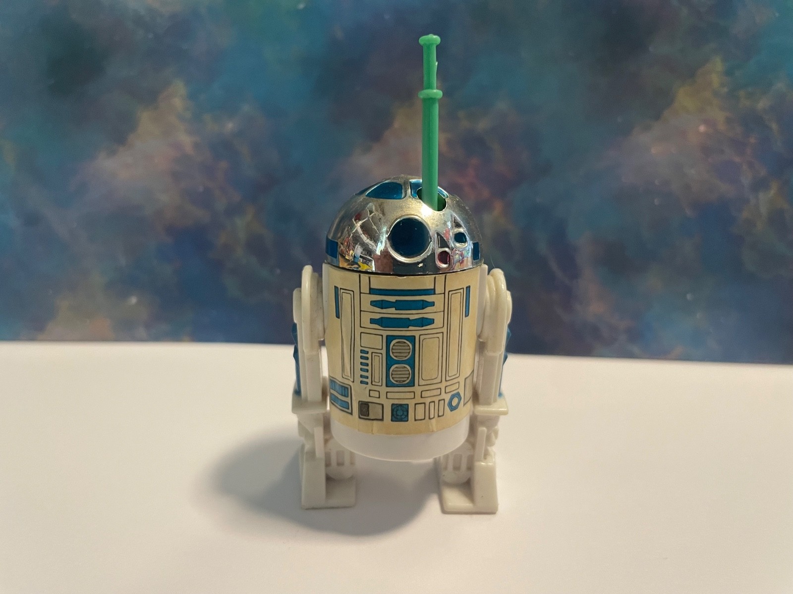 R2-D2 (Artoo-Detoo) with pop-up Lightsaber sold