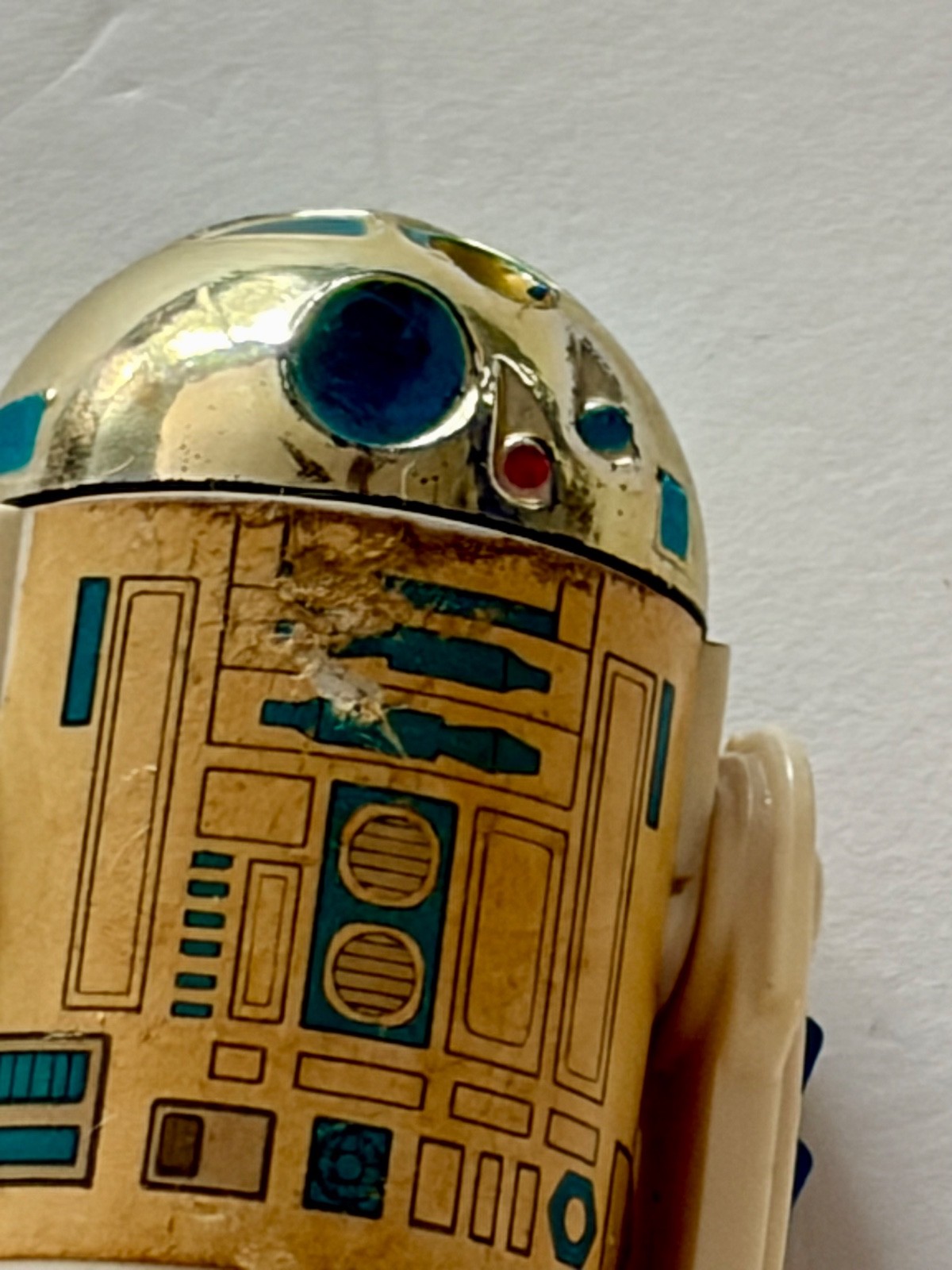 R2-D2 (Artoo-Detoo) with pop-up Lightsaber sold