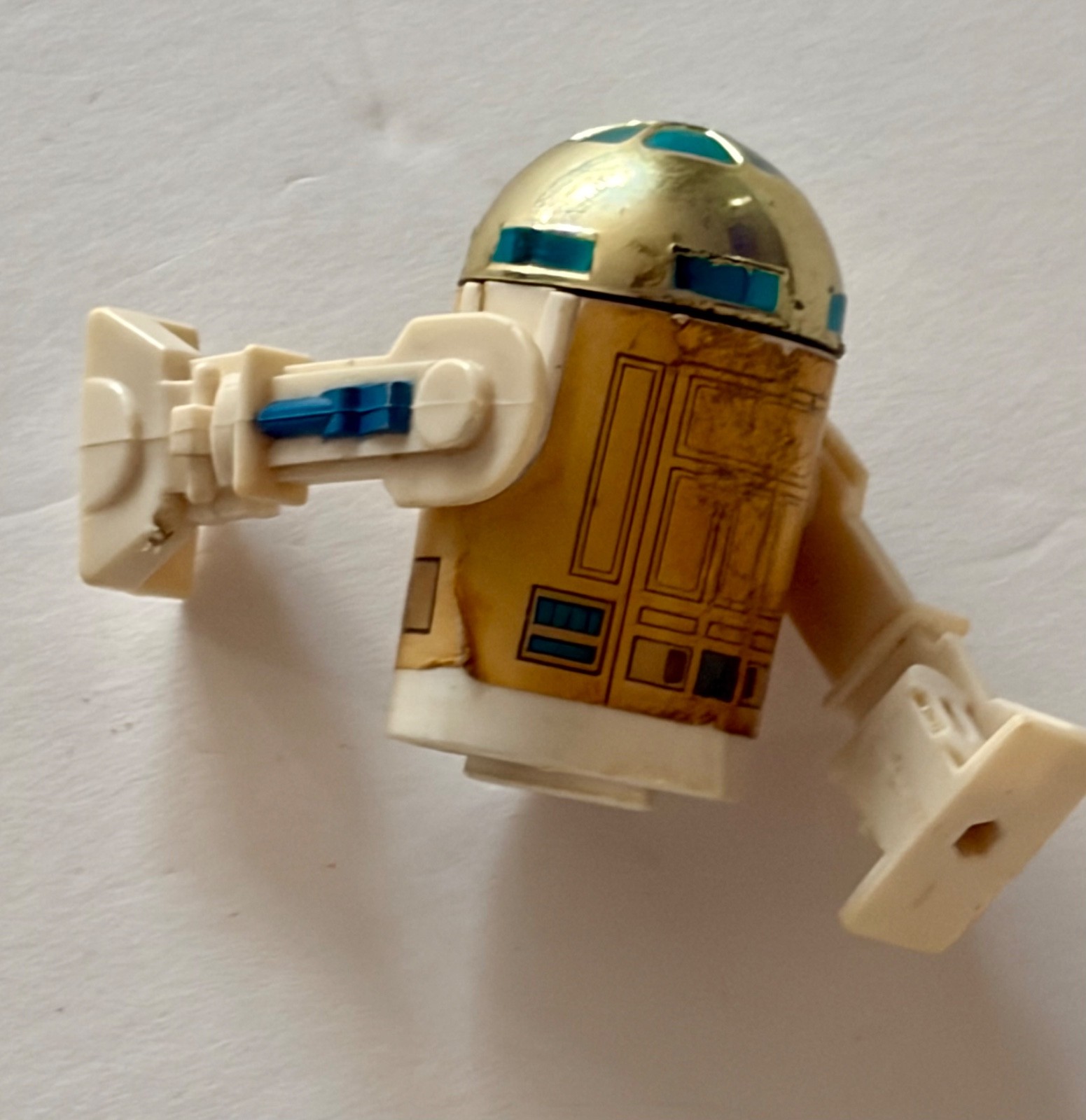 R2-D2 (Artoo-Detoo) with pop-up Lightsaber sold
