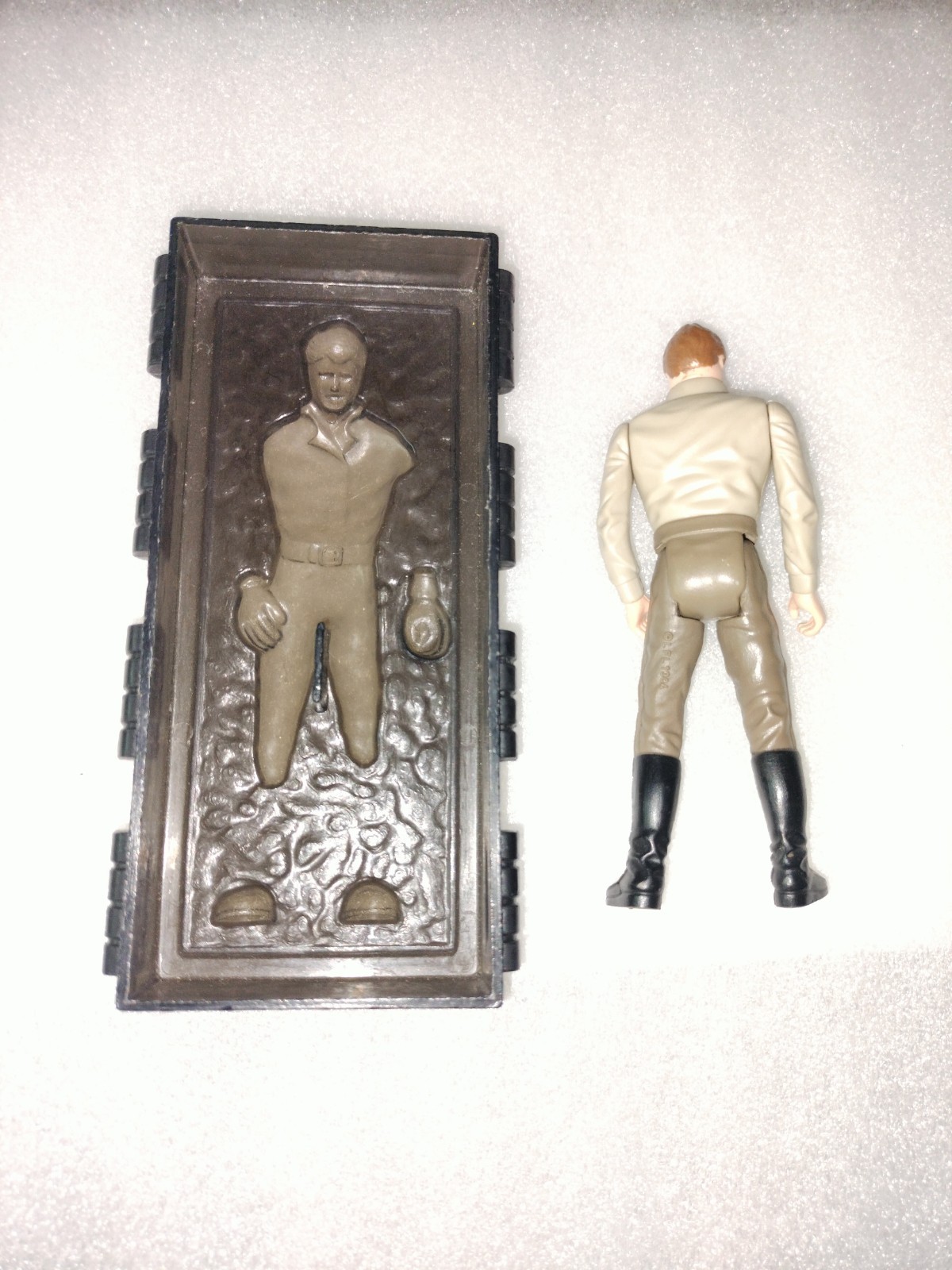 Han Solo (In Carbonite Chamber) sold