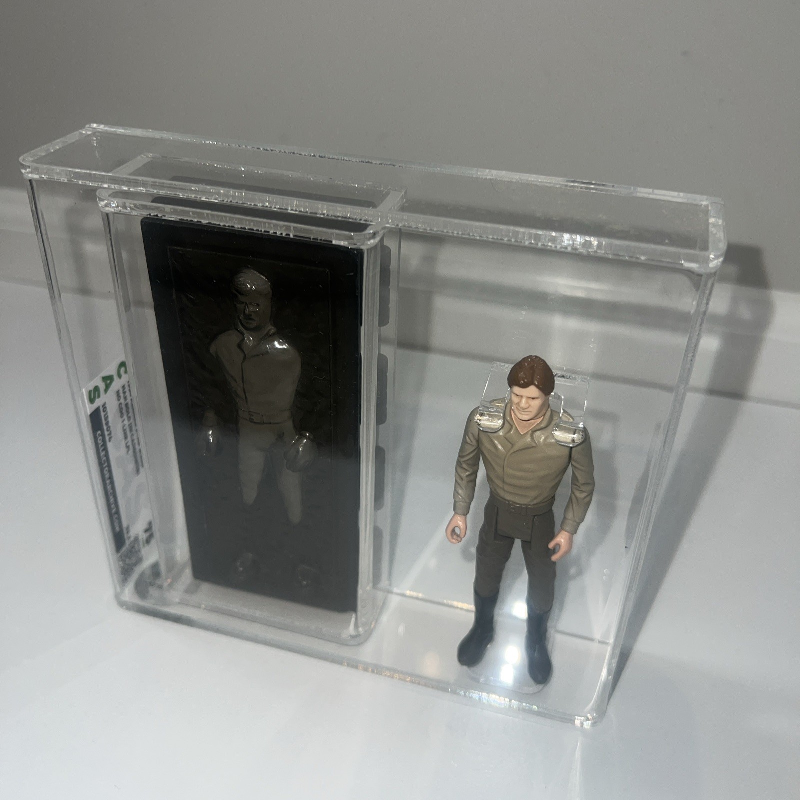 Han Solo (In Carbonite Chamber) sold