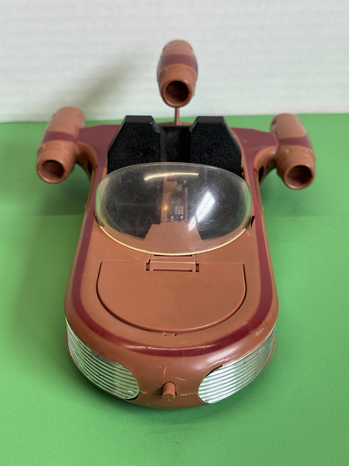 Landspeeder sold