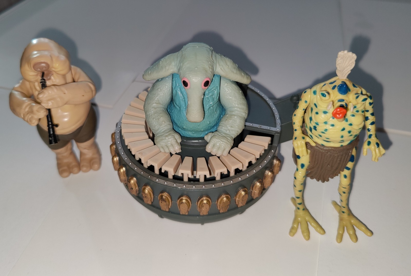 Sy Snootles & The Rebo Band sold