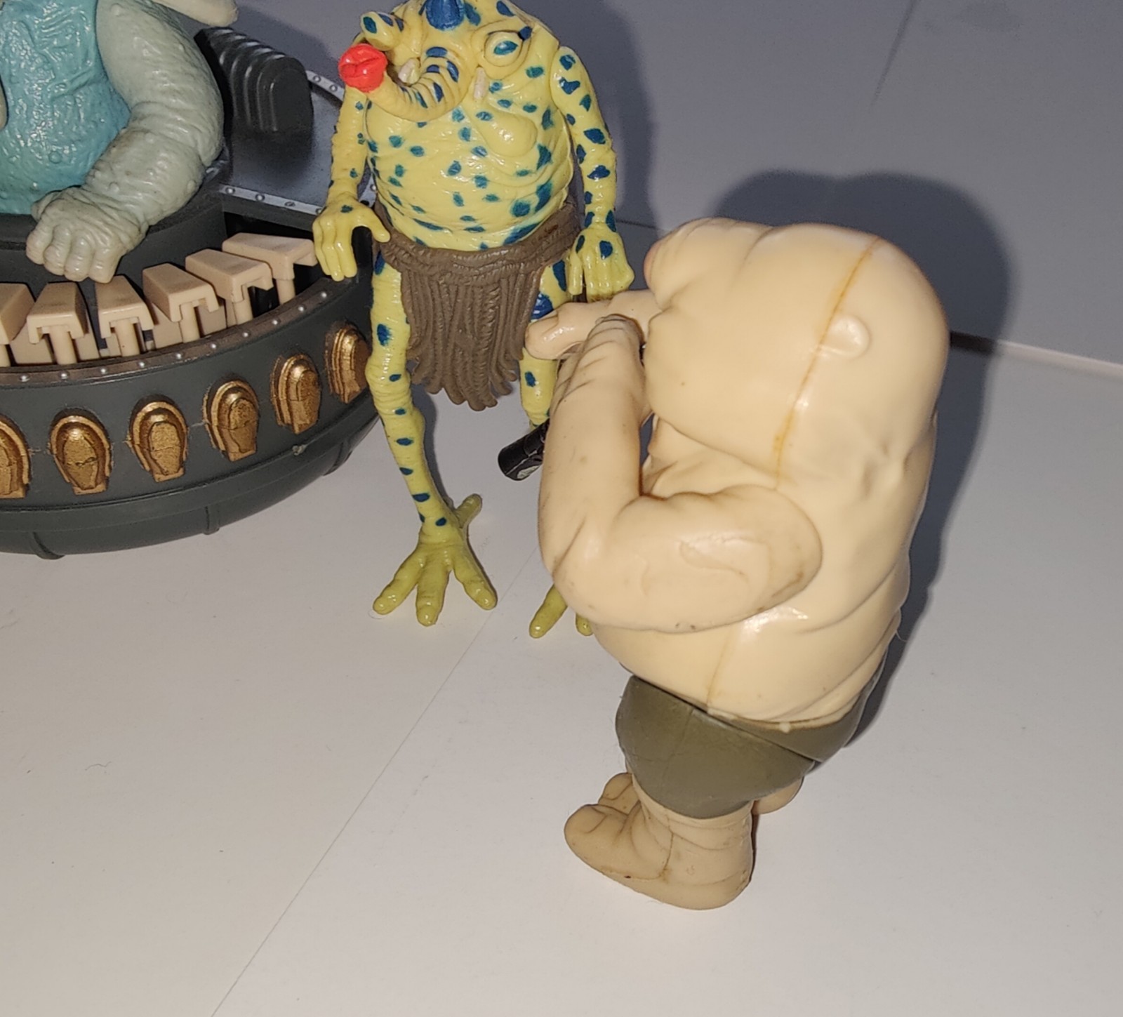 Sy Snootles & The Rebo Band sold