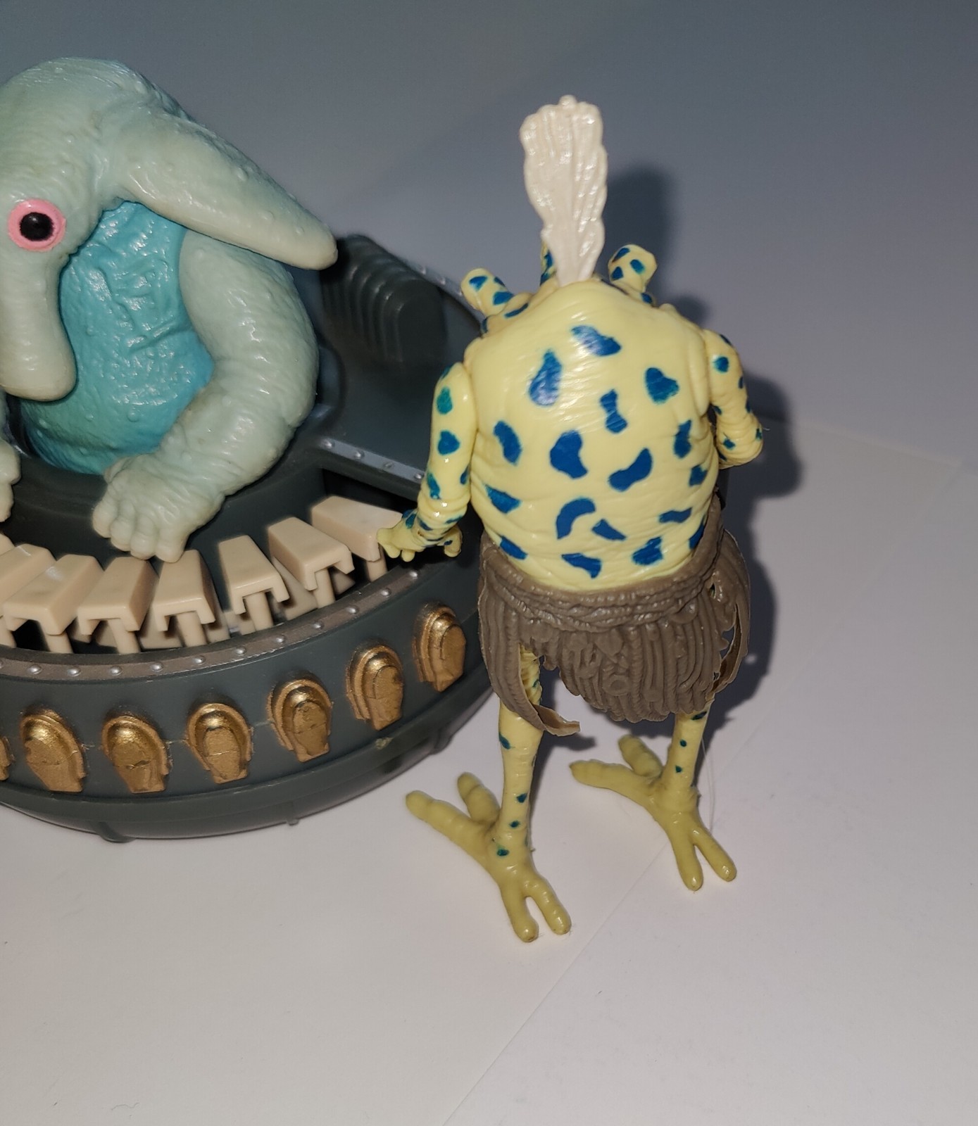 Sy Snootles & The Rebo Band sold