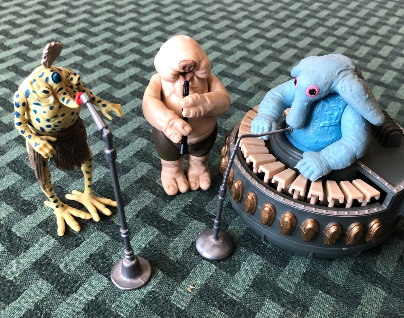 Sy Snootles & The Rebo Band sold