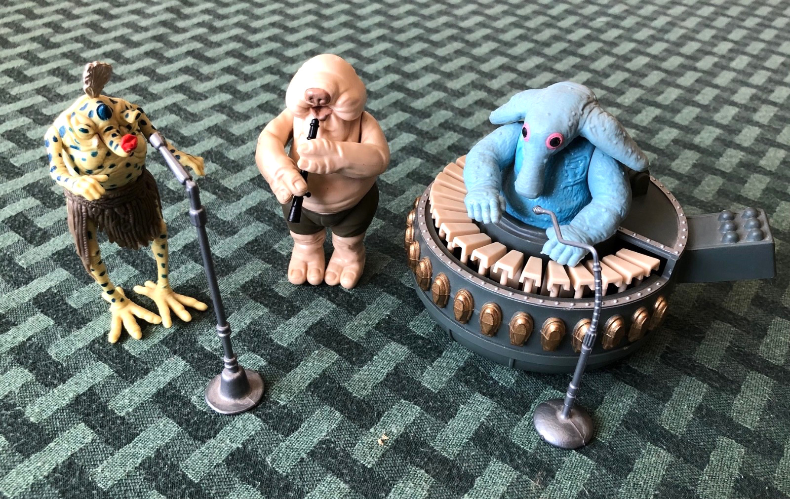 Sy Snootles & The Rebo Band sold