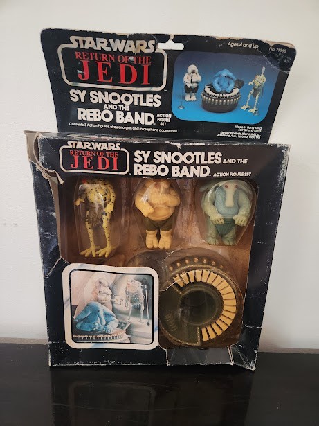 Sy Snootles & The Rebo Band sold