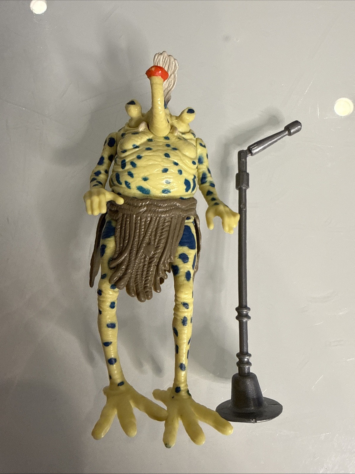 Sy Snootles sold