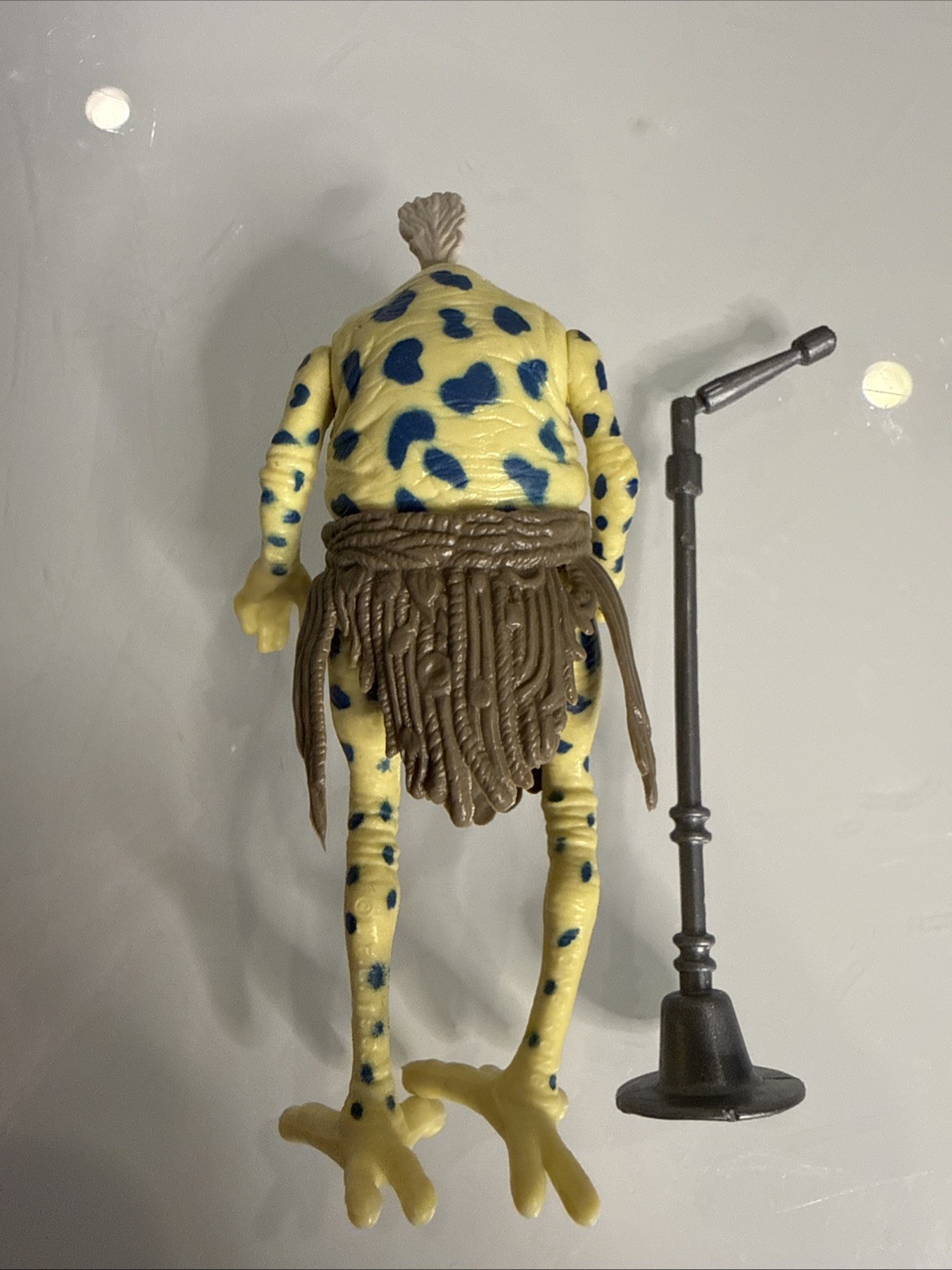 Sy Snootles sold