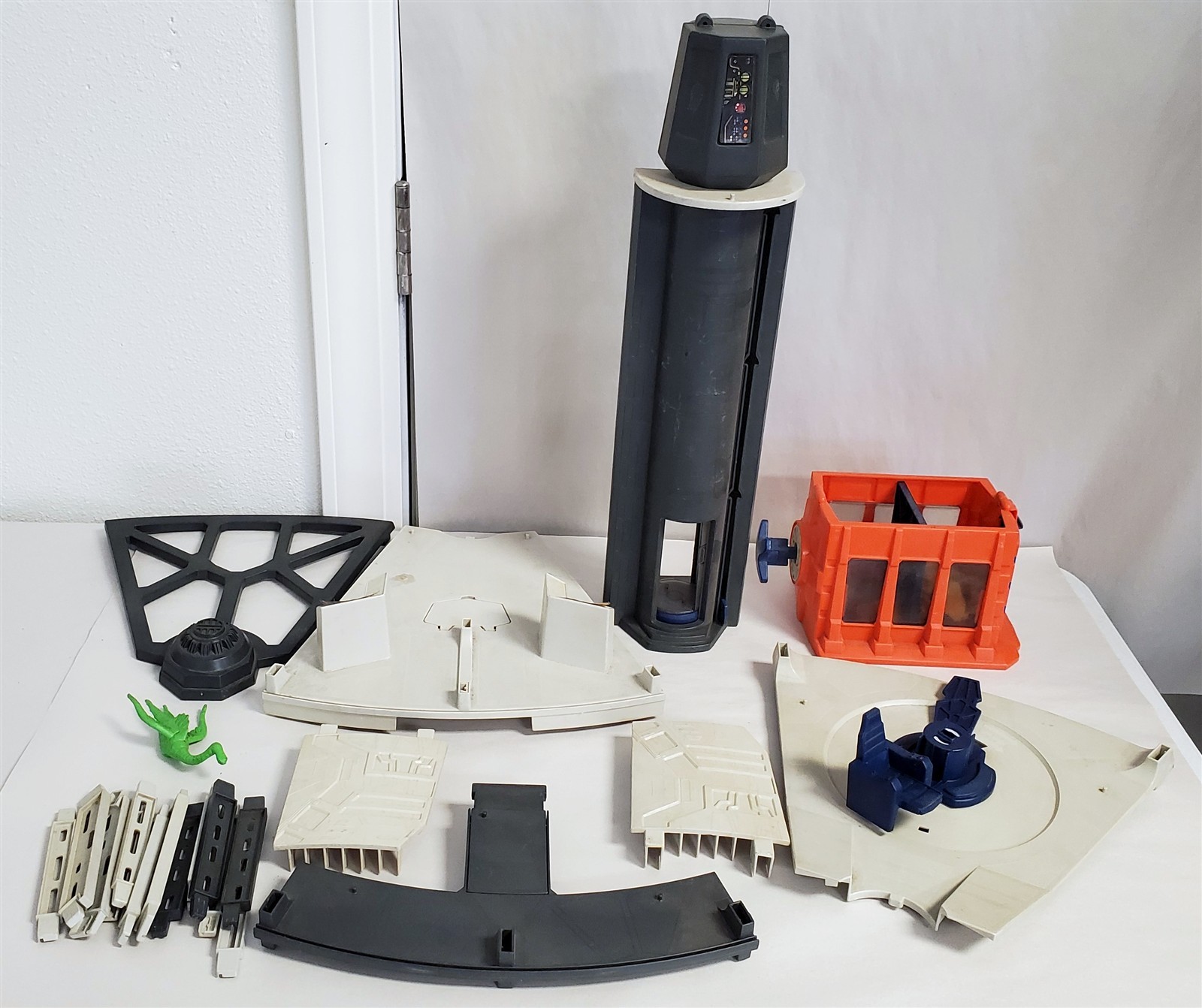 Death Star Space Station (Kenner) sold