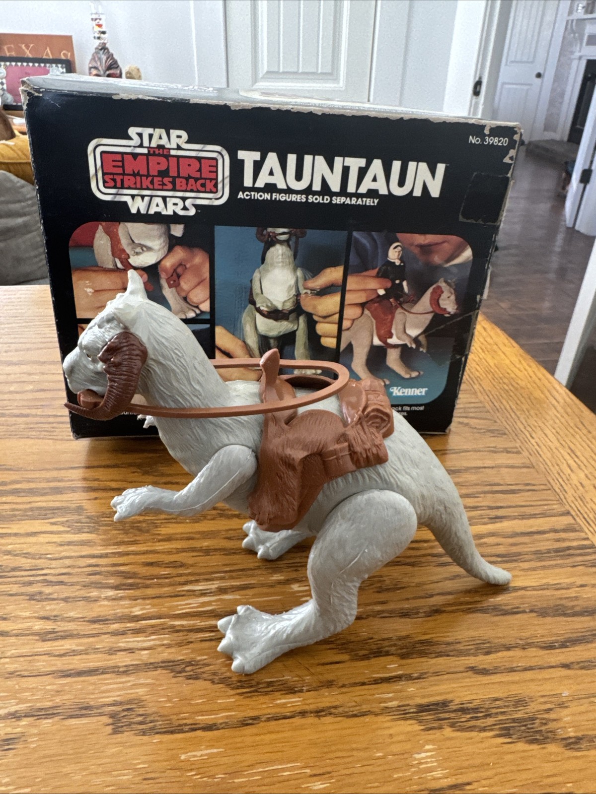Tauntaun (closed belly) sold