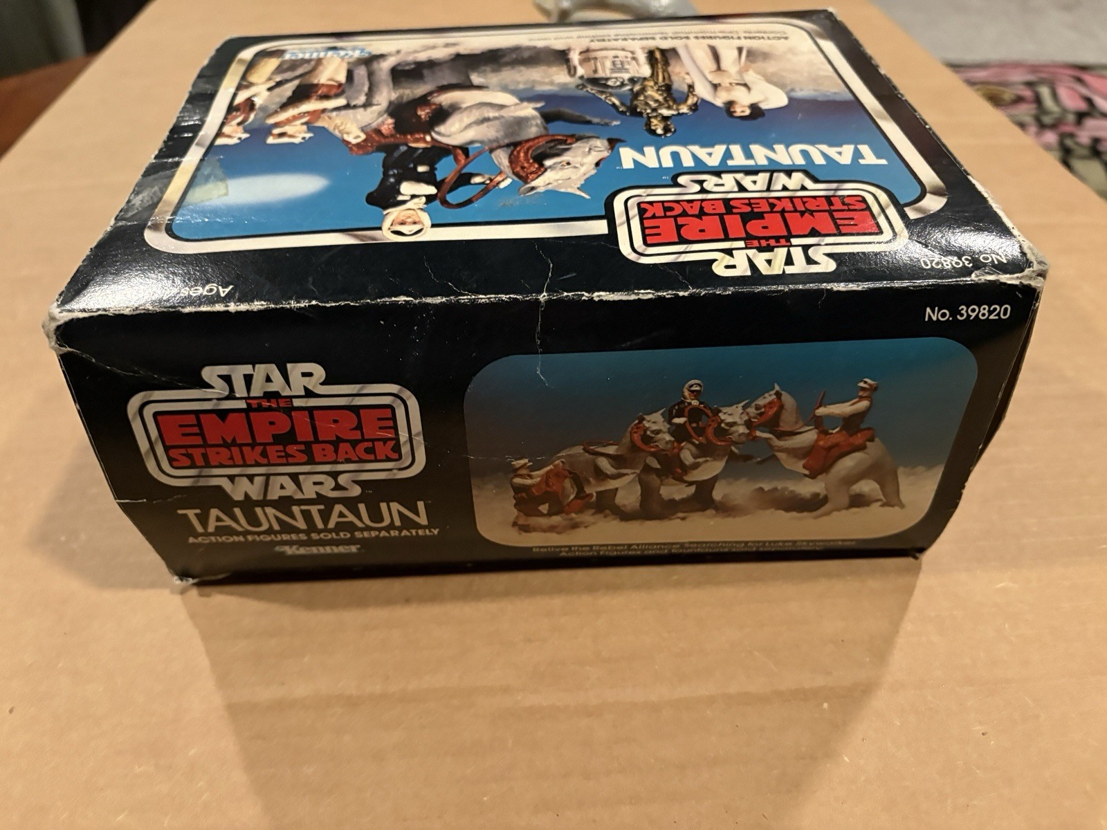 Tauntaun (closed belly) sold