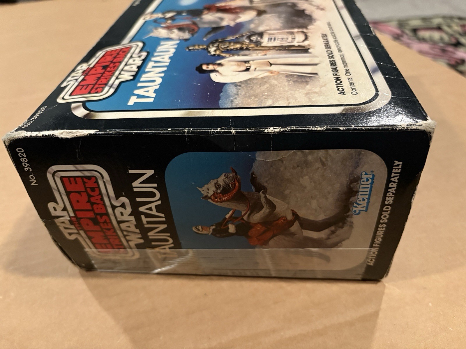 Tauntaun (closed belly) sold