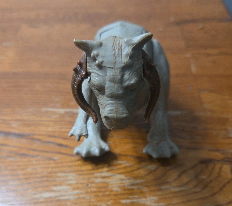 Tauntaun (closed belly) sold