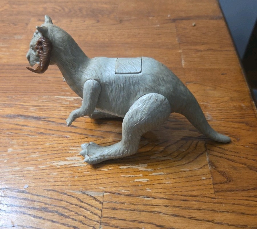 Tauntaun (closed belly) sold