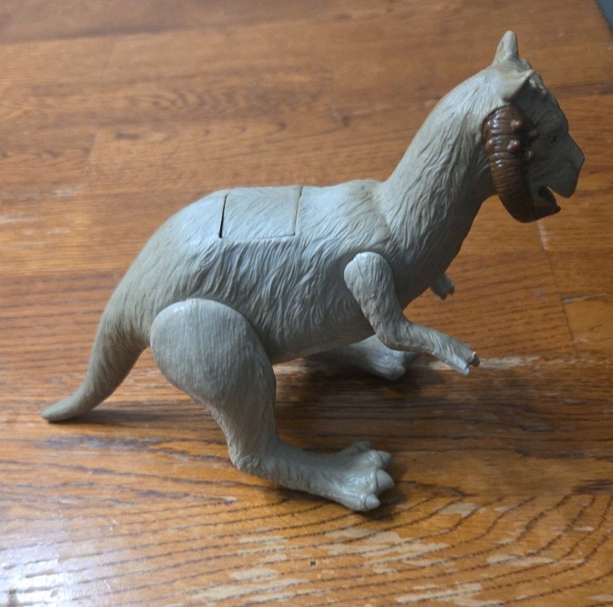 Tauntaun (closed belly) sold