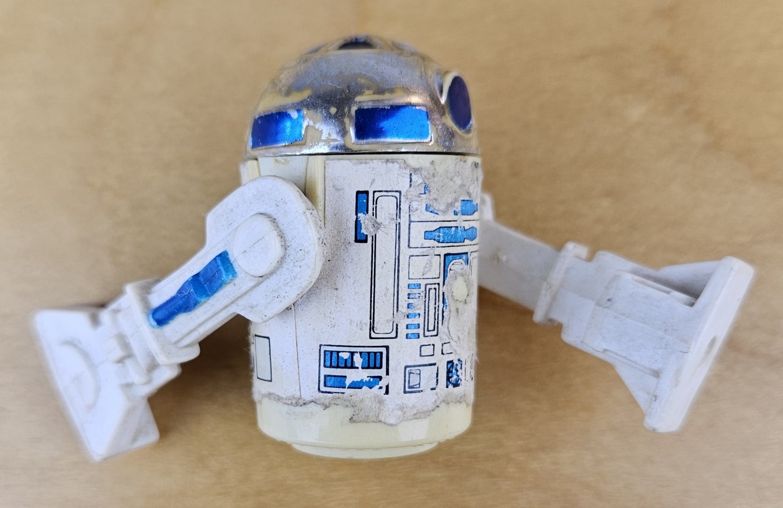 R2-D2 (Artoo-Detoo) sold