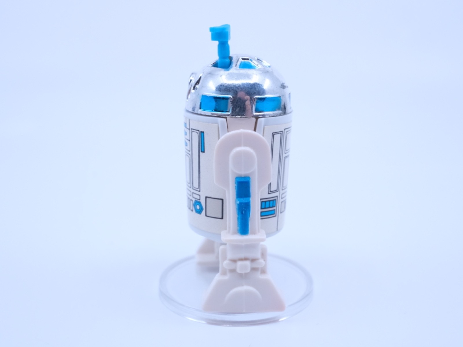 R2-D2 (Artoo-Detoo) (with Sensorscope) sold