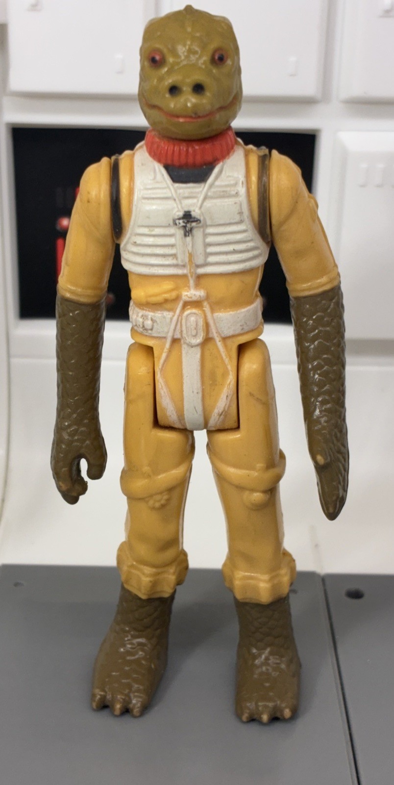 Bossk (Bounty Hunter) sold