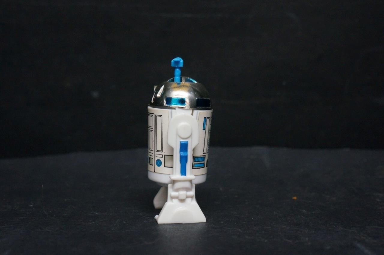 R2-D2 (Artoo-Detoo) (with Sensorscope) sold