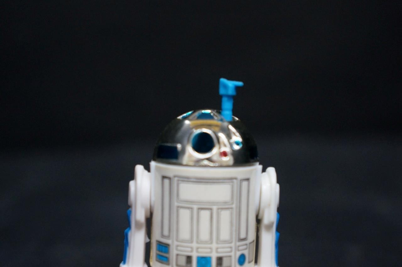 R2-D2 (Artoo-Detoo) (with Sensorscope) sold