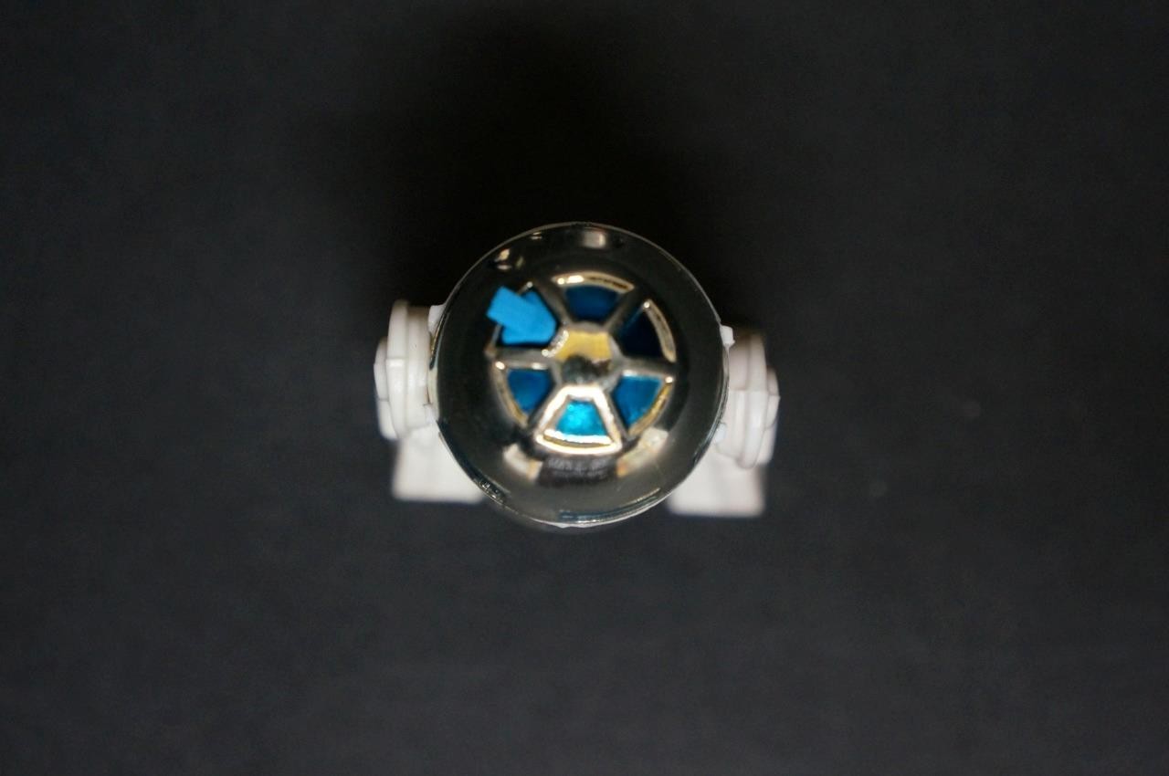 R2-D2 (Artoo-Detoo) (with Sensorscope) sold