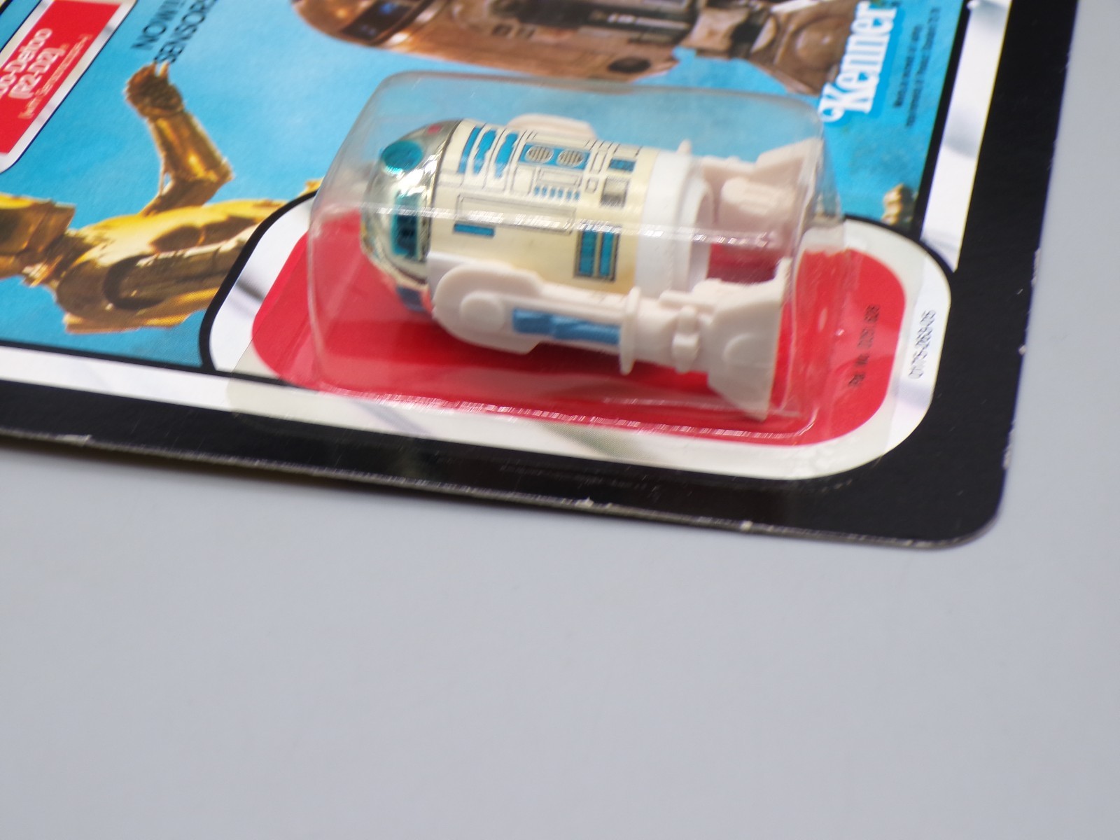 R2-D2 (Artoo-Detoo) (with Sensorscope) sold