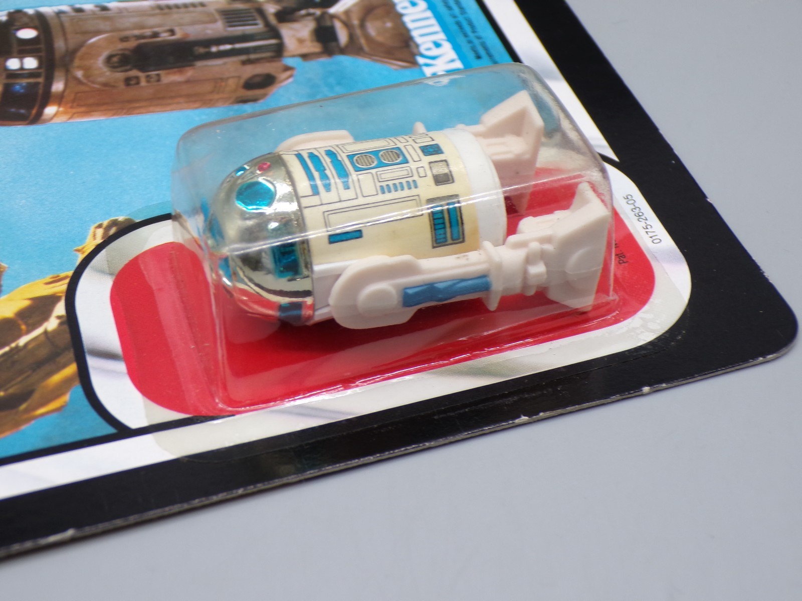 R2-D2 (Artoo-Detoo) (with Sensorscope) sold