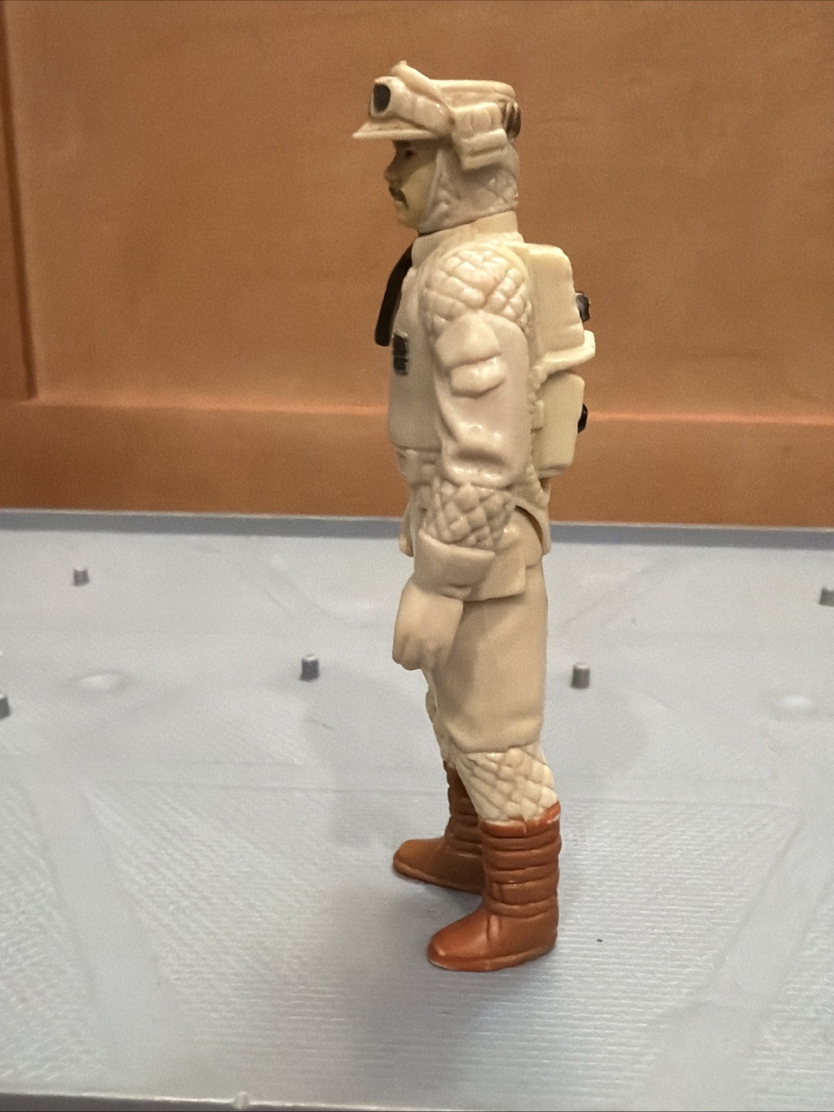 Rebel Commander sold