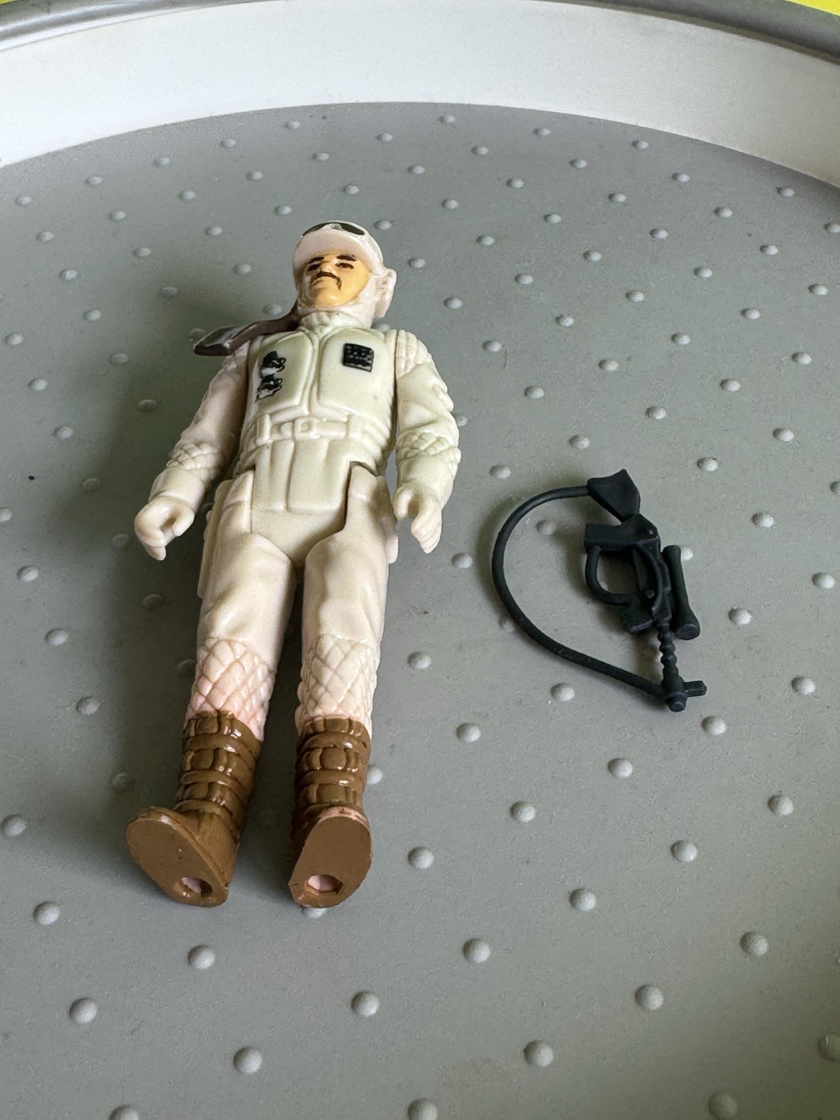 Rebel Commander sold