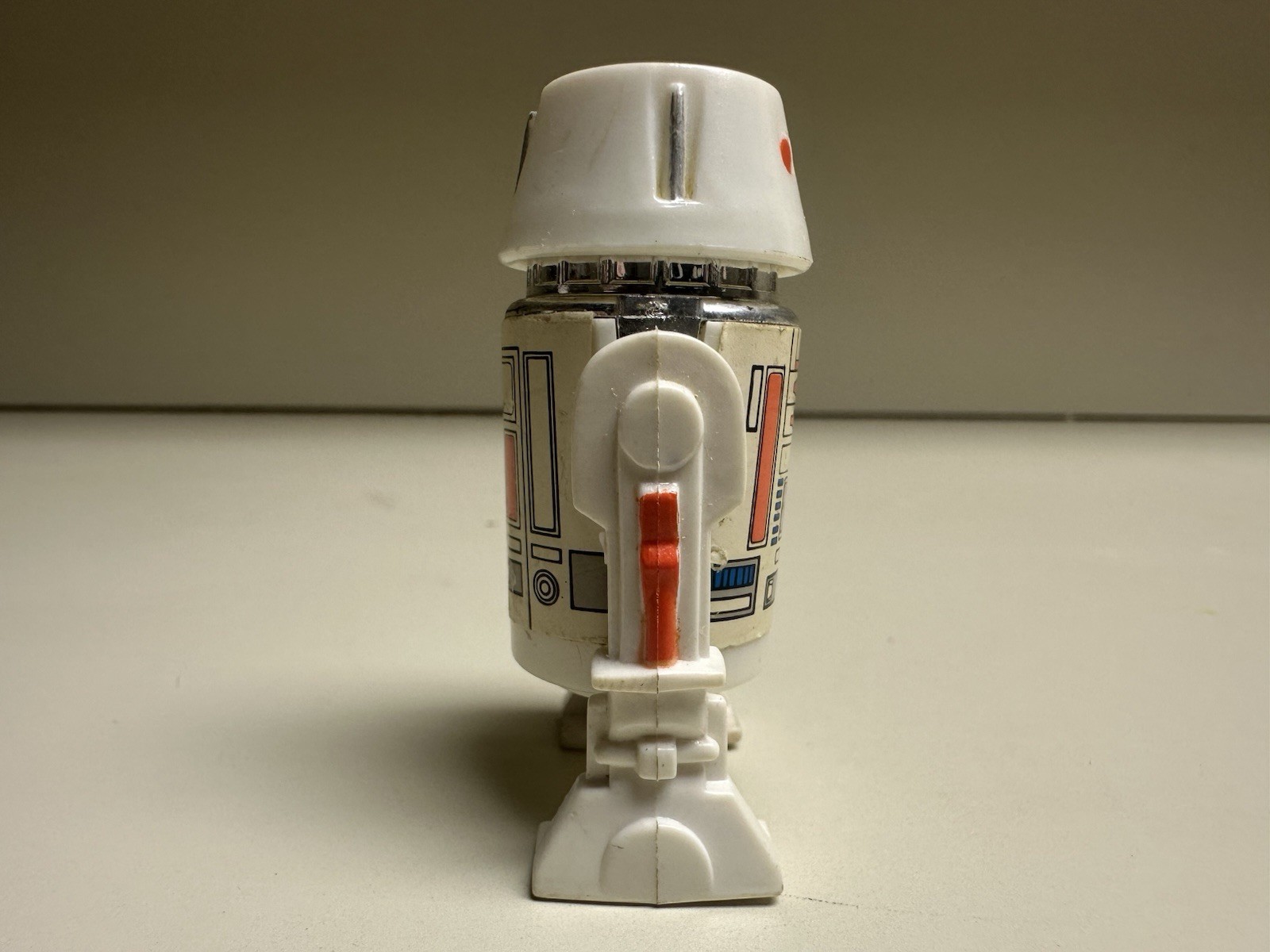 R5-D4 (Arfive-Defour) sold