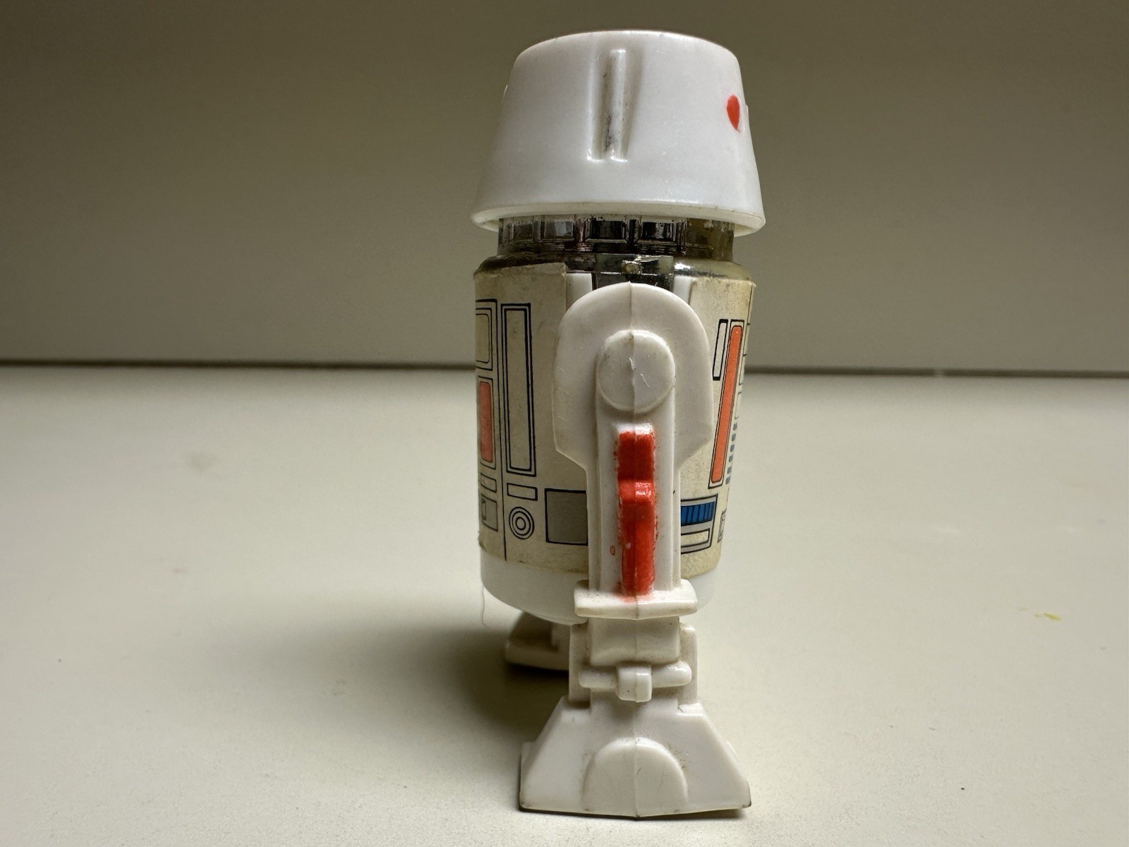 R5-D4 (Arfive-Defour) sold