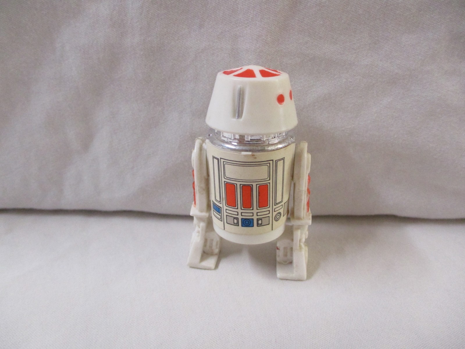 R5-D4 (Arfive-Defour) sold