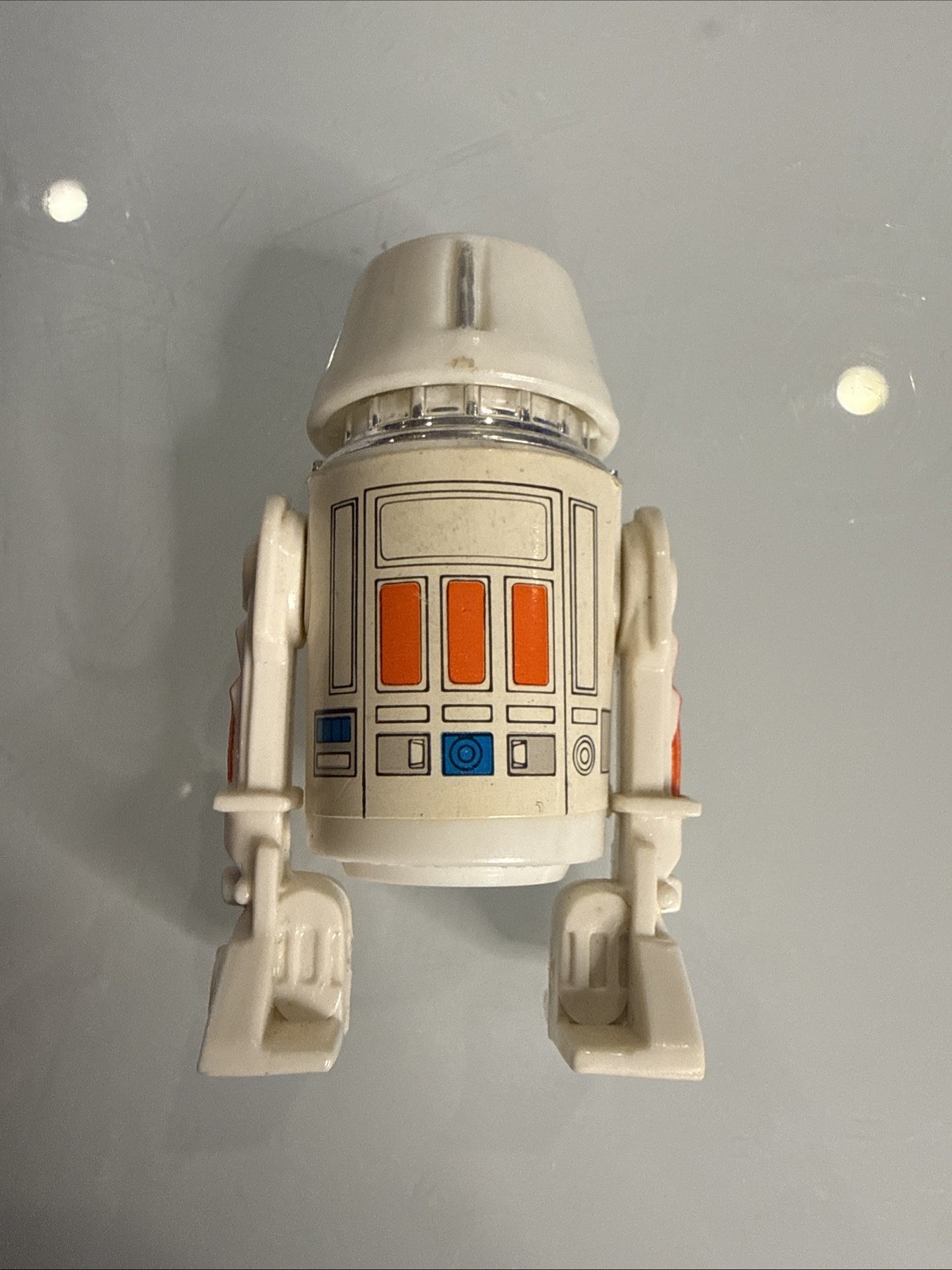 R5-D4 (Arfive-Defour) sold