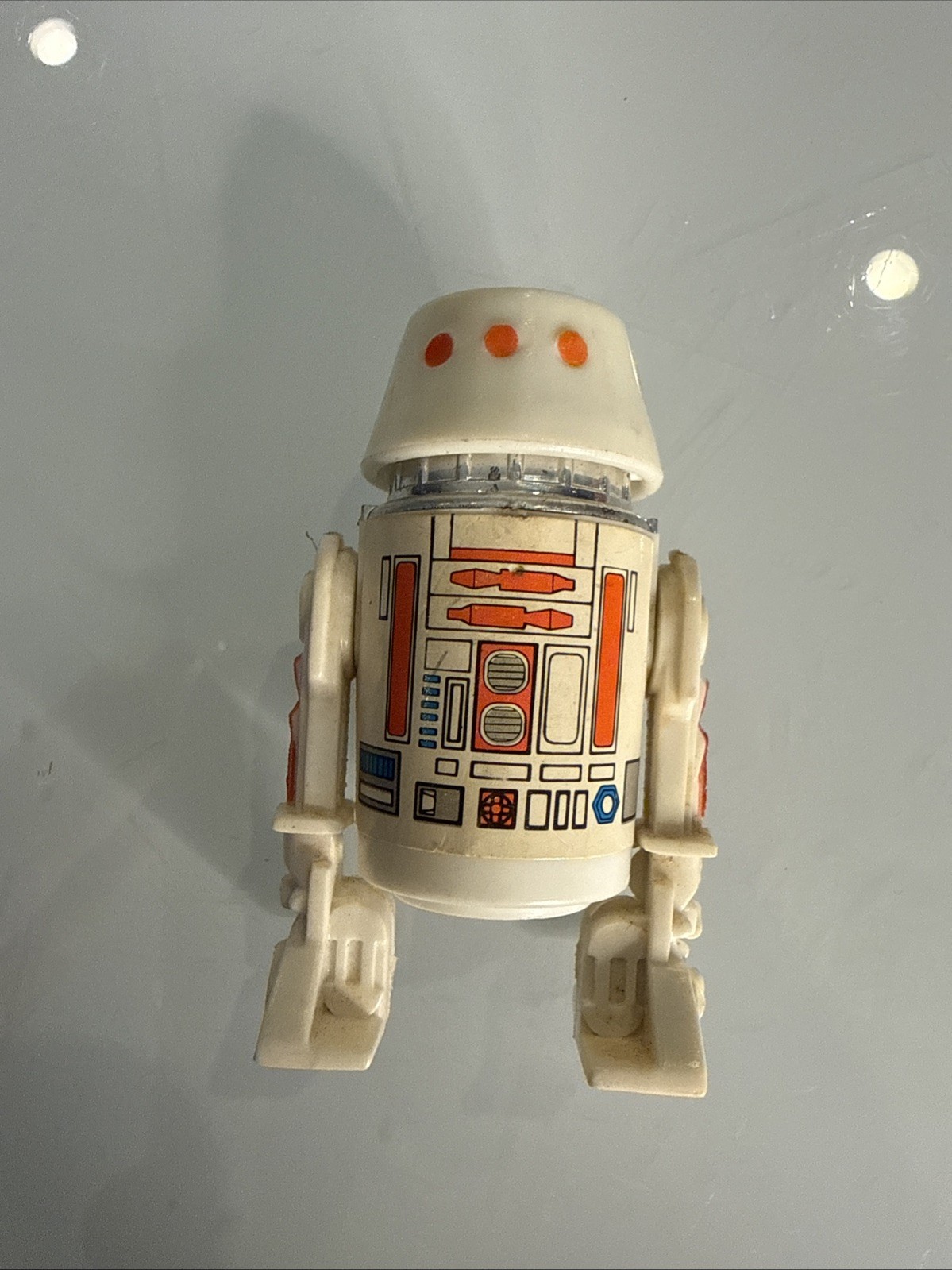 R5-D4 (Arfive-Defour) sold