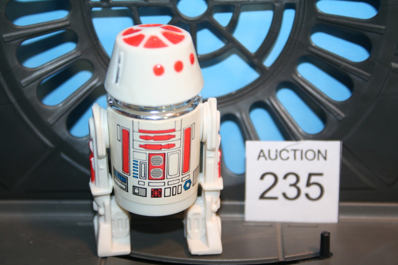R5-D4 (Arfive-Defour) sold