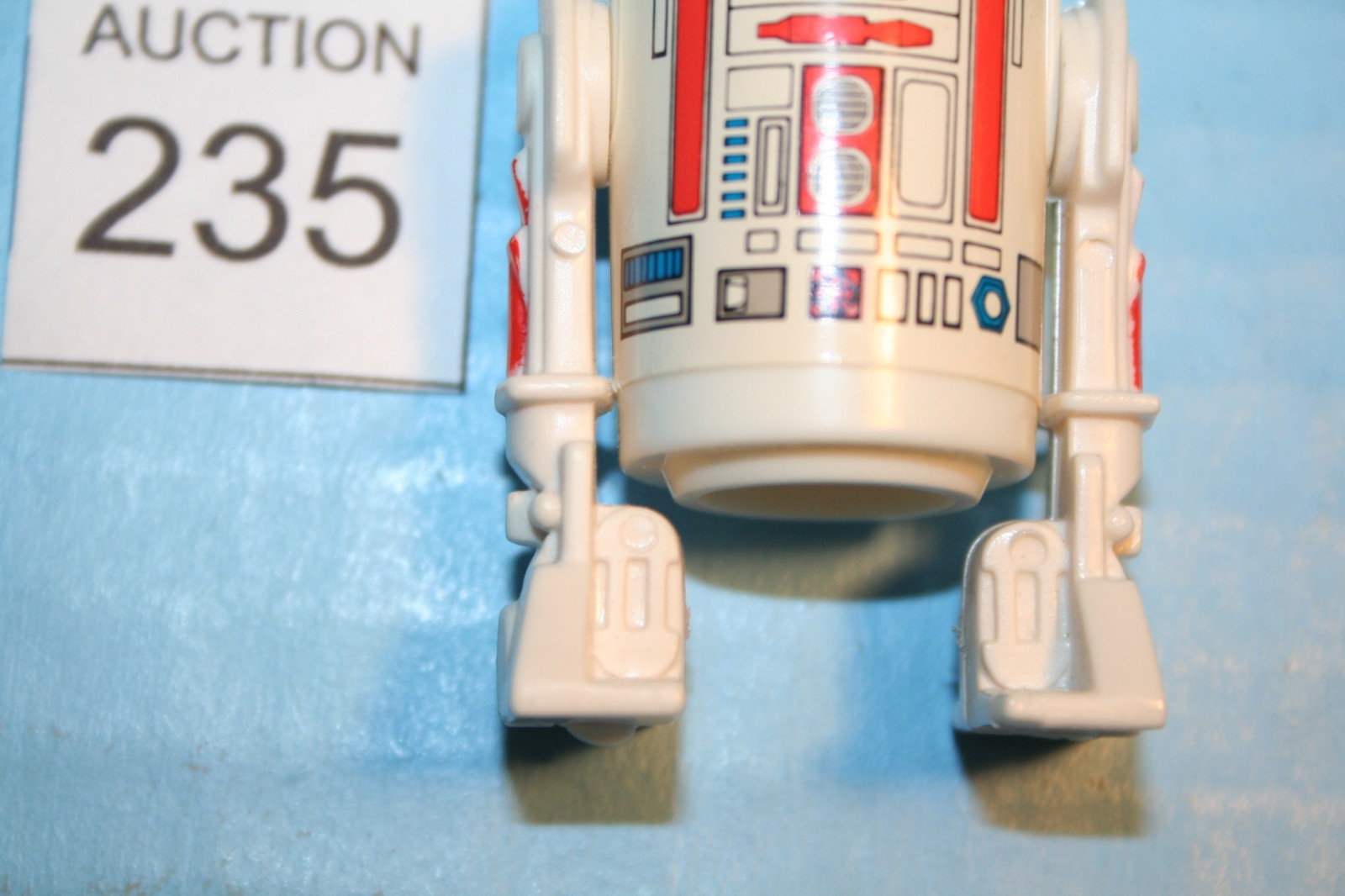 R5-D4 (Arfive-Defour) sold