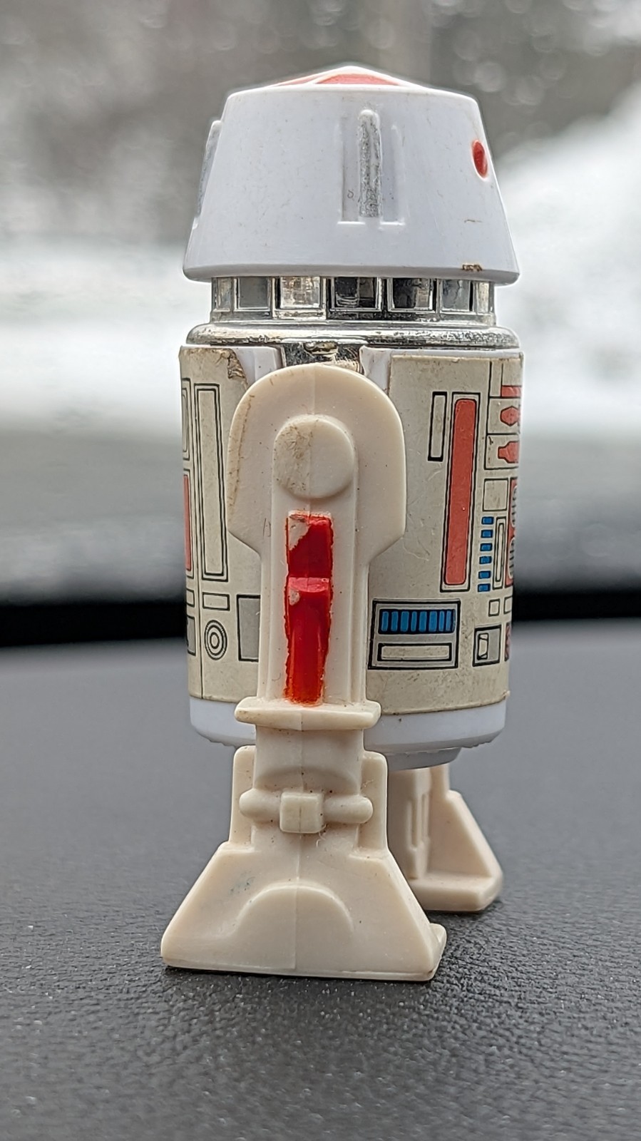 R5-D4 (Arfive-Defour) sold