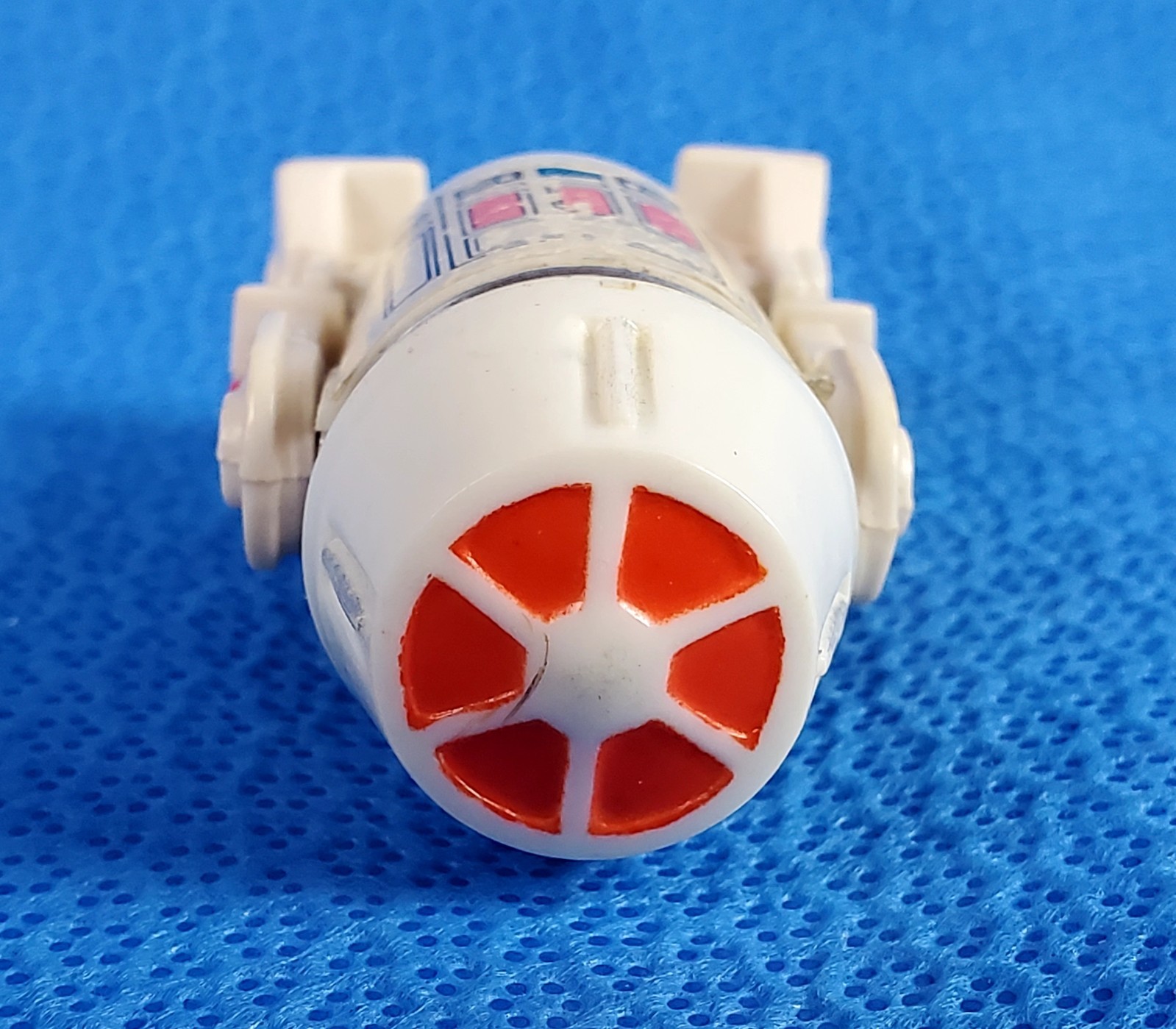 R5-D4 (Arfive-Defour) sold