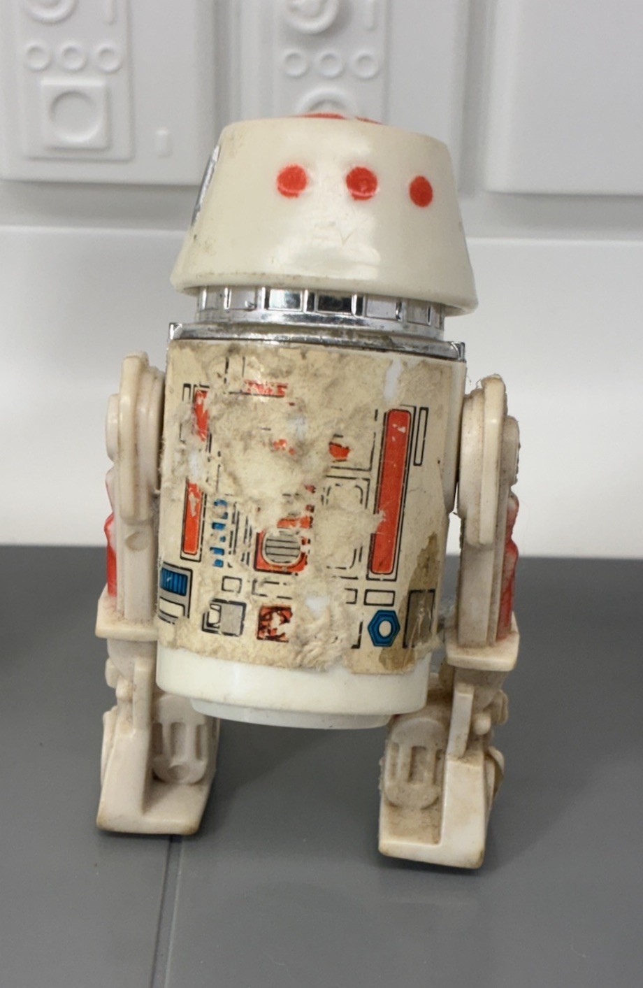 R5-D4 (Arfive-Defour) sold