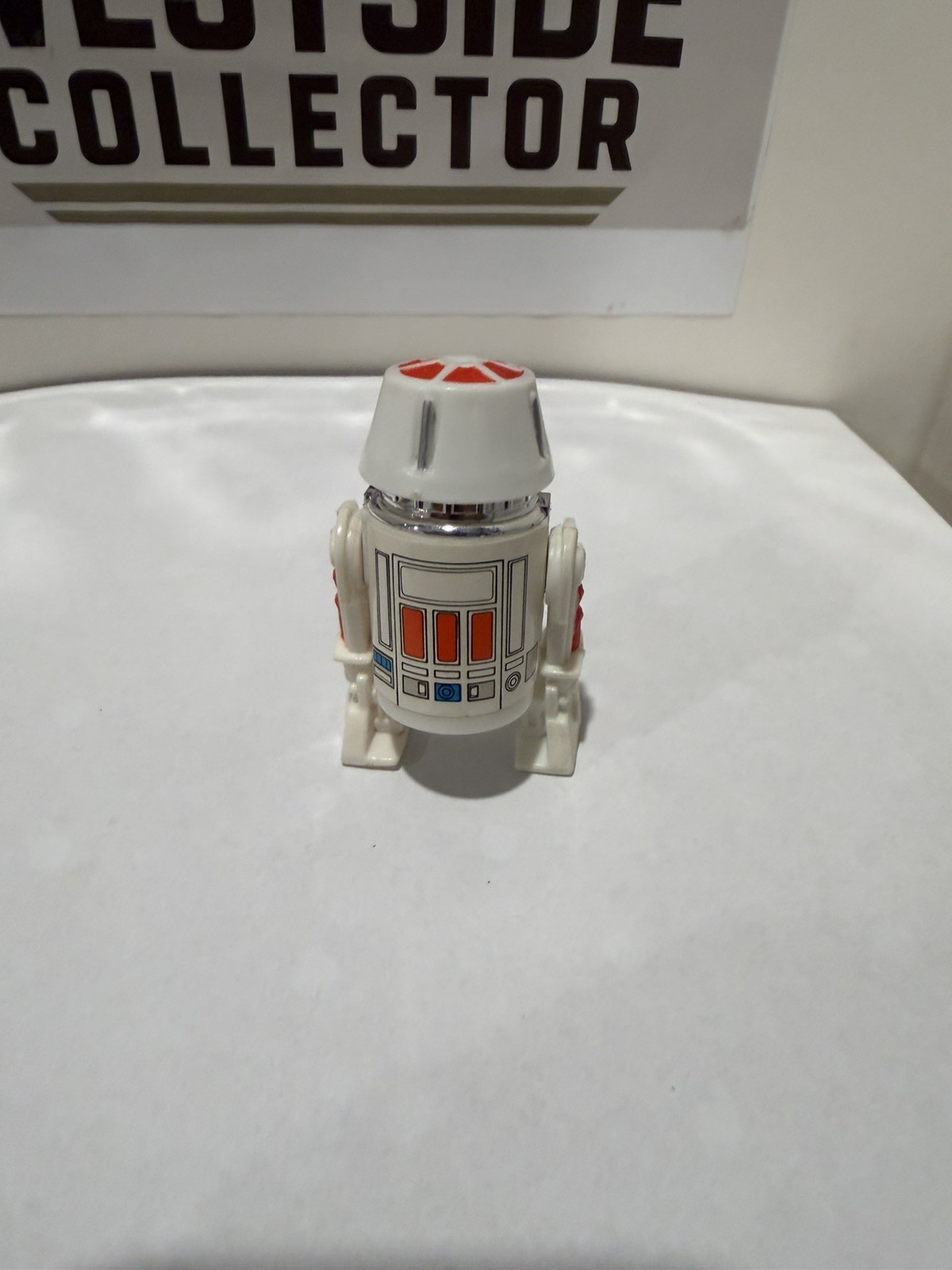 R5-D4 (Arfive-Defour) sold
