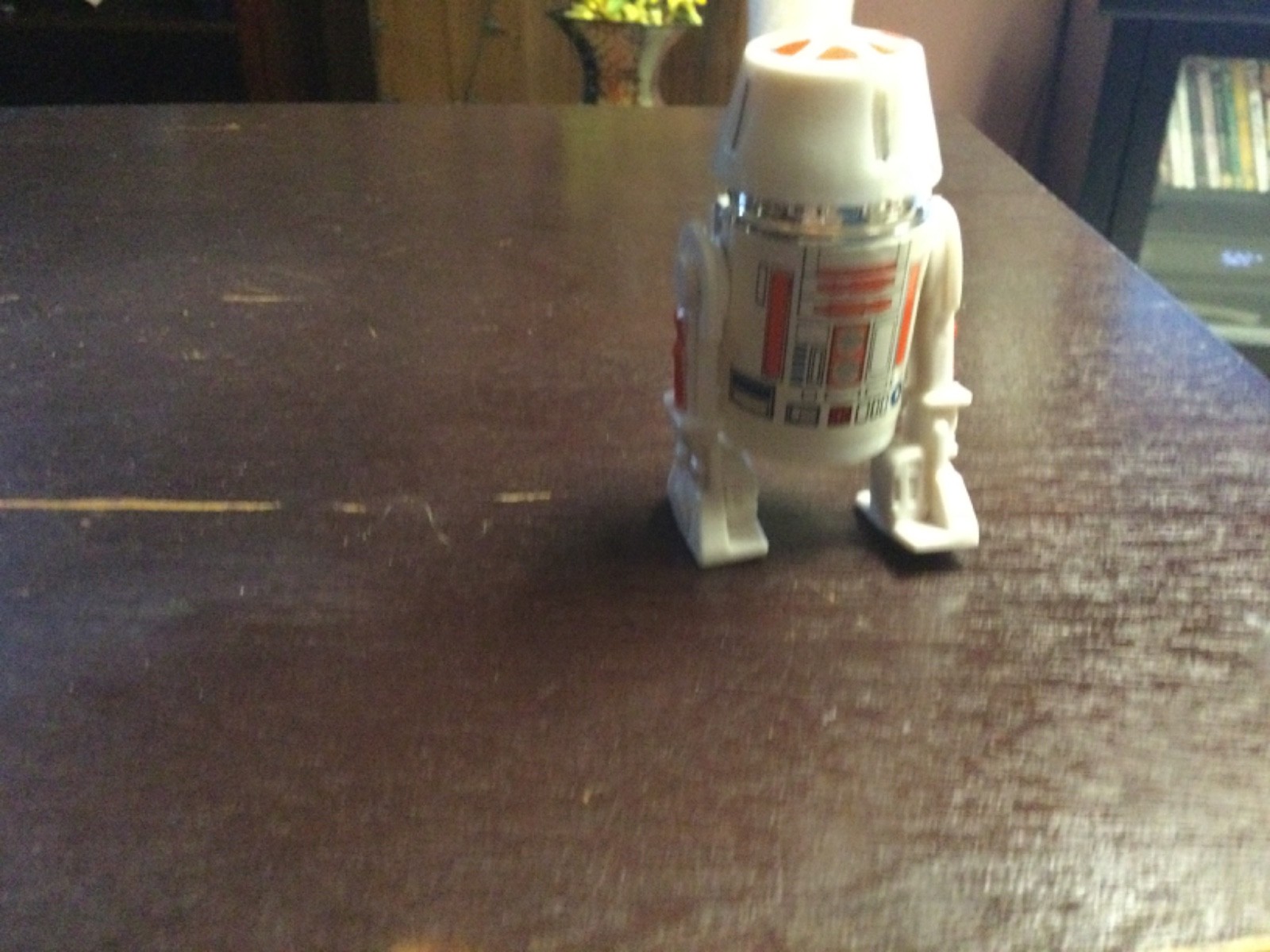 R5-D4 (Arfive-Defour) sold