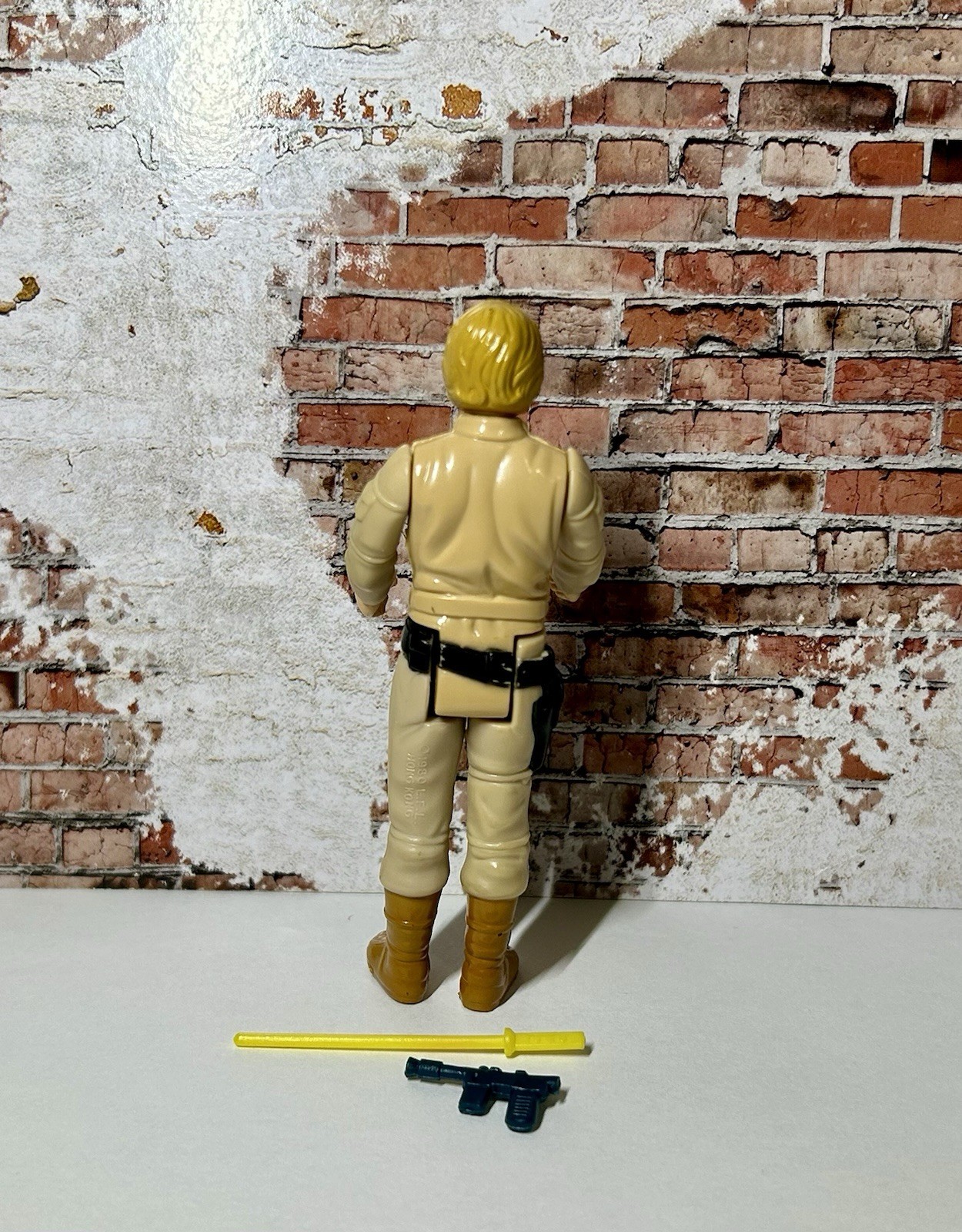 Luke Skywalker (Bespin Fatigues) sold