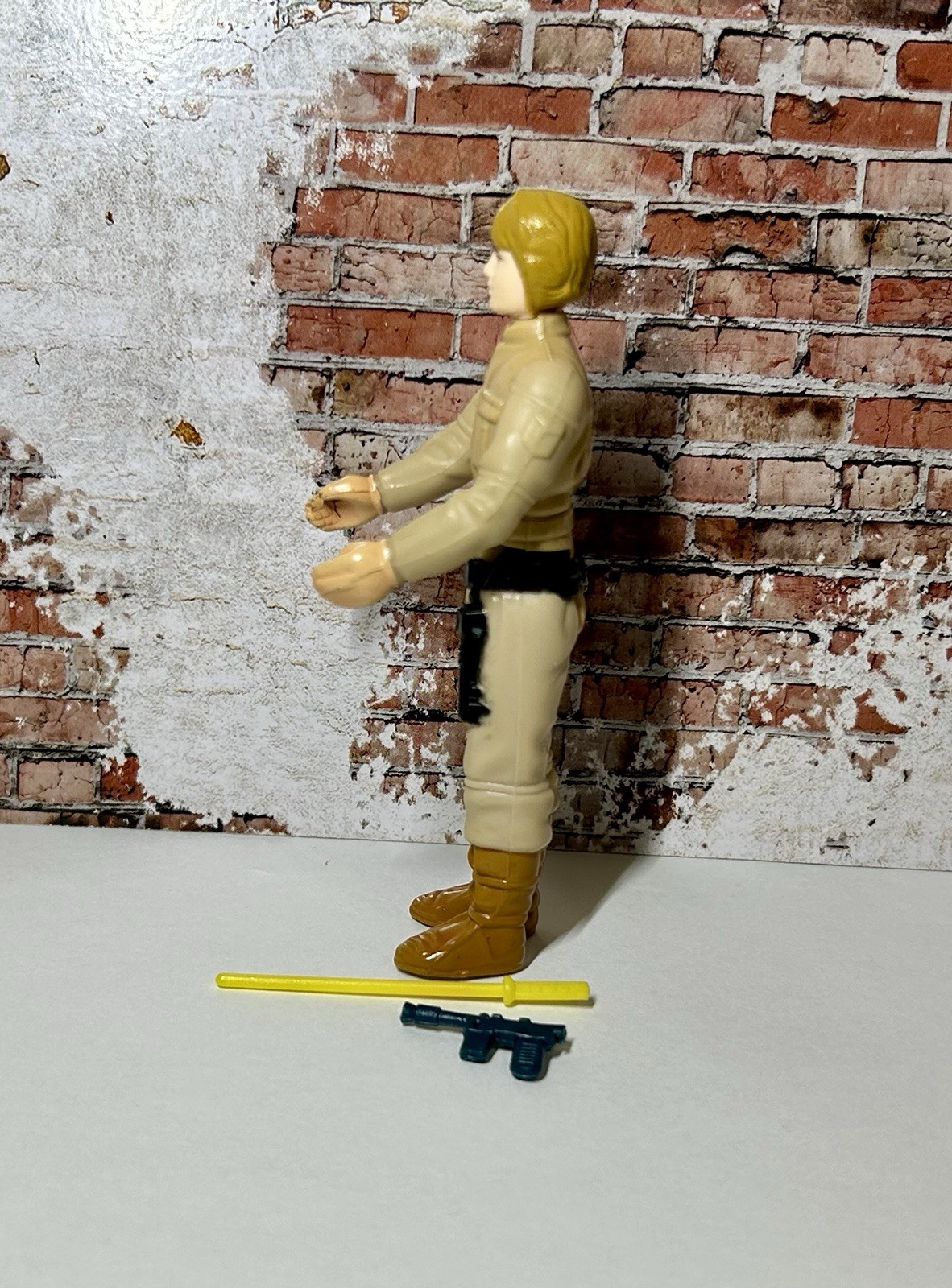 Luke Skywalker (Bespin Fatigues) sold